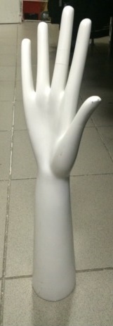 Рука женская - белый глянец